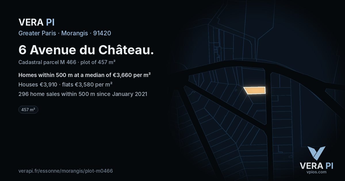 6 Avenue du Château, Morangis at night – the plot lit, the parcels around coloured by the prices near them
