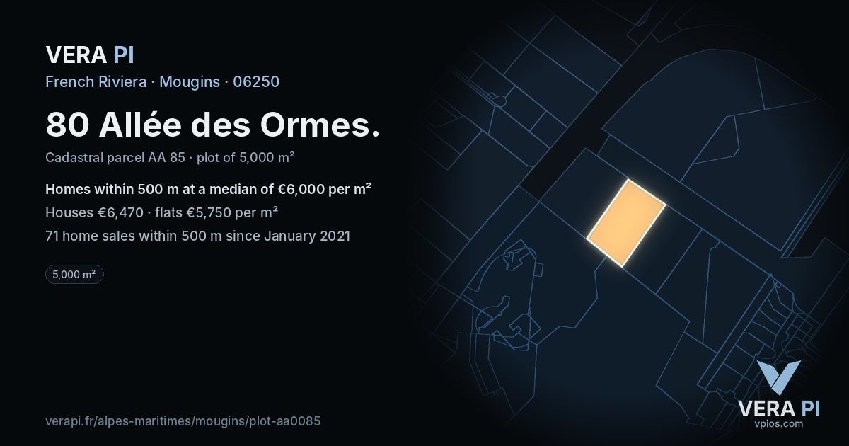 80 Allée des Ormes, Mougins at night – the plot lit, the parcels around coloured by the prices near them