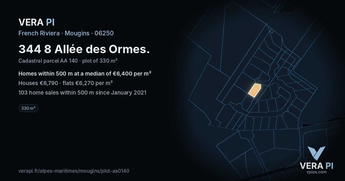344 8 Allée des Ormes, Mougins at night – the plot lit, the parcels around coloured by the prices near them