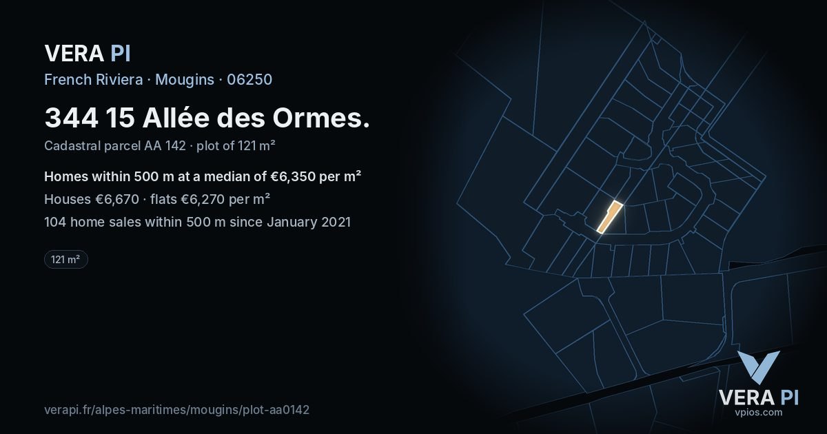 344 15 Allée des Ormes, Mougins at night – the plot lit, the parcels around coloured by the prices near them