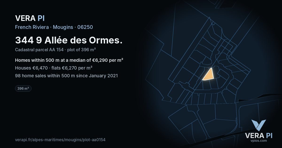 344 9 Allée des Ormes, Mougins at night – the plot lit, the parcels around coloured by the prices near them