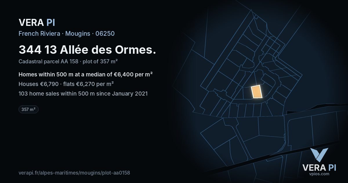 344 13 Allée des Ormes, Mougins at night – the plot lit, the parcels around coloured by the prices near them