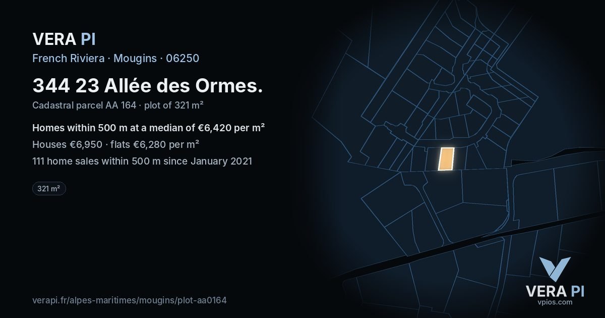 344 23 Allée des Ormes, Mougins at night – the plot lit, the parcels around coloured by the prices near them