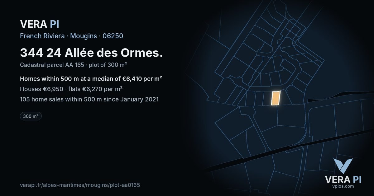 344 24 Allée des Ormes, Mougins at night – the plot lit, the parcels around coloured by the prices near them
