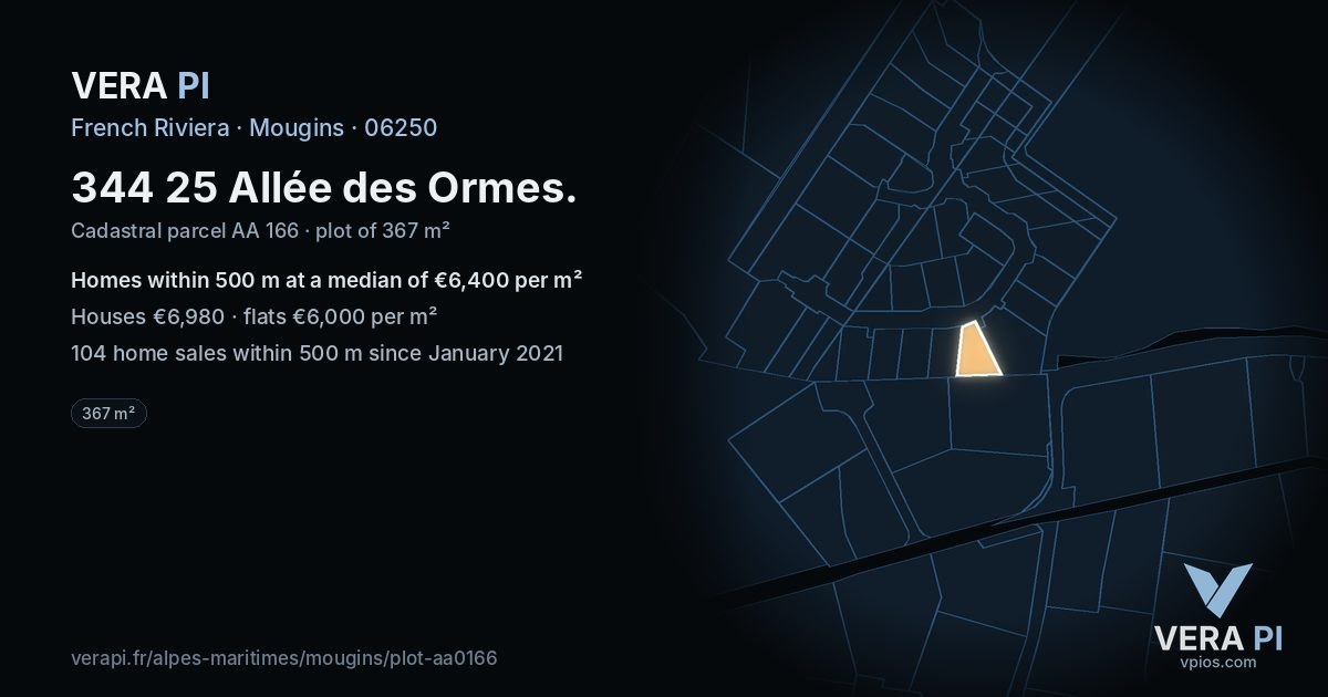 344 25 Allée des Ormes, Mougins at night – the plot lit, the parcels around coloured by the prices near them