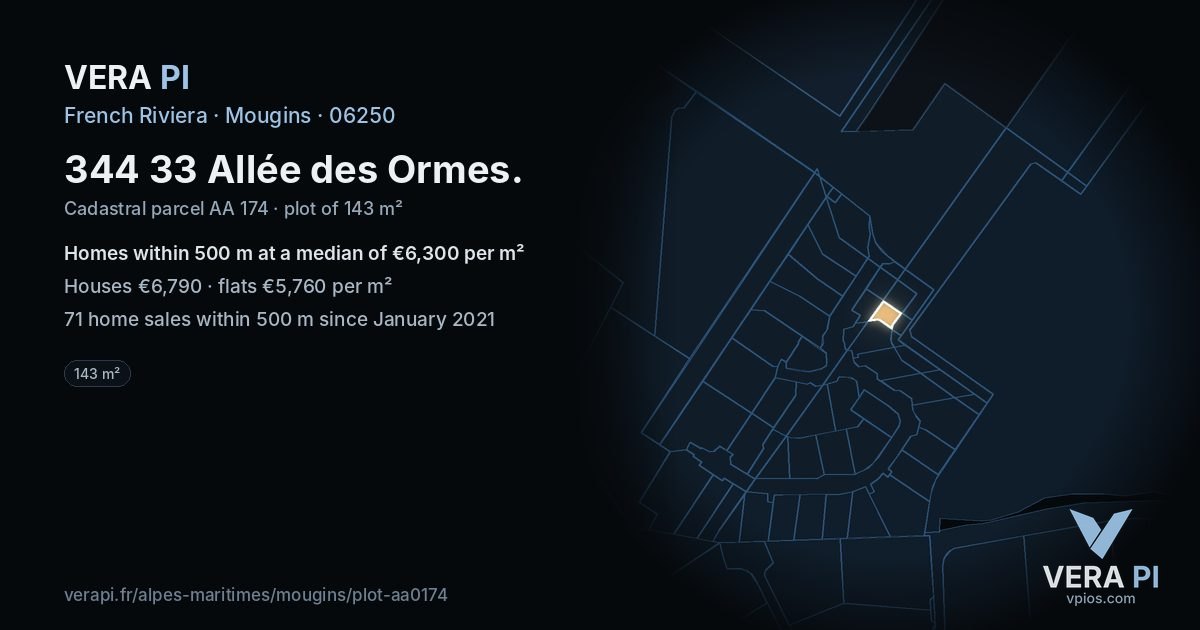 344 33 Allée des Ormes, Mougins at night – the plot lit, the parcels around coloured by the prices near them