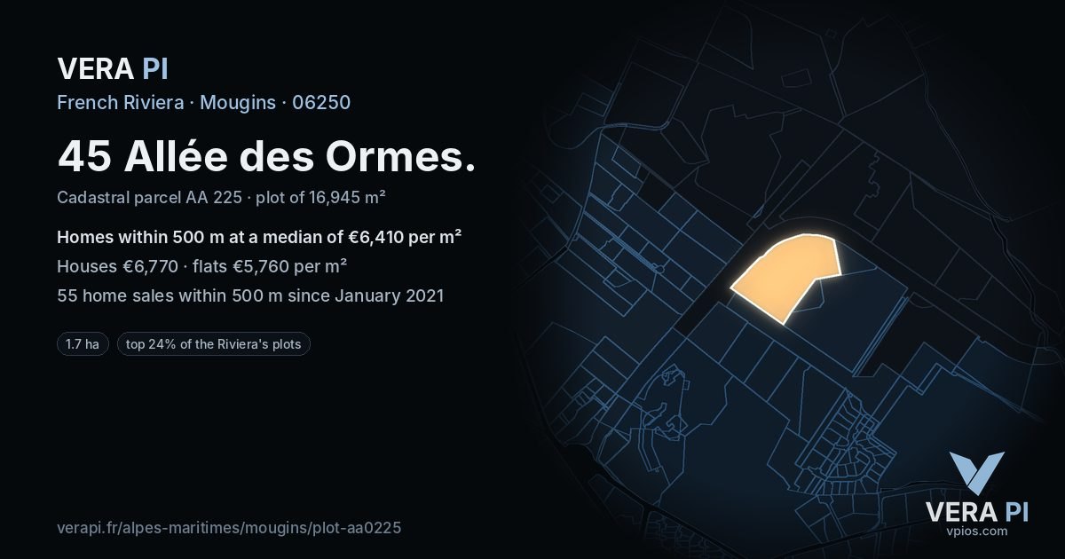 45 Allée des Ormes, Mougins at night – the plot lit, the parcels around coloured by the prices near them