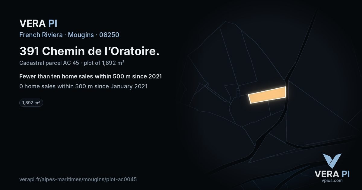 391 Chemin de l’Oratoire, Mougins at night – the plot lit, the parcels around coloured by the prices near them