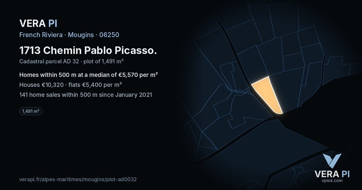 1713 Chemin Pablo Picasso, Mougins at night – the plot lit, the parcels around coloured by the prices near them