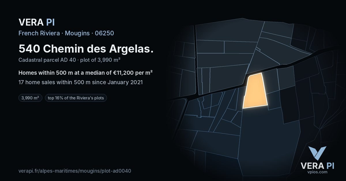 540 Chemin des Argelas, Mougins at night – the plot lit, the parcels around coloured by the prices near them