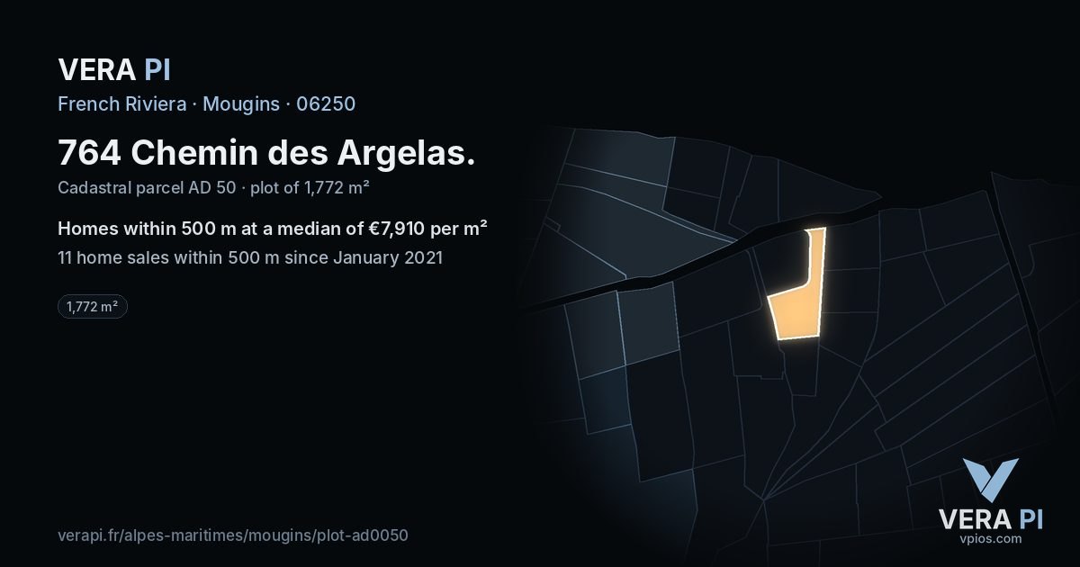 764 Chemin des Argelas, Mougins at night – the plot lit, the parcels around coloured by the prices near them