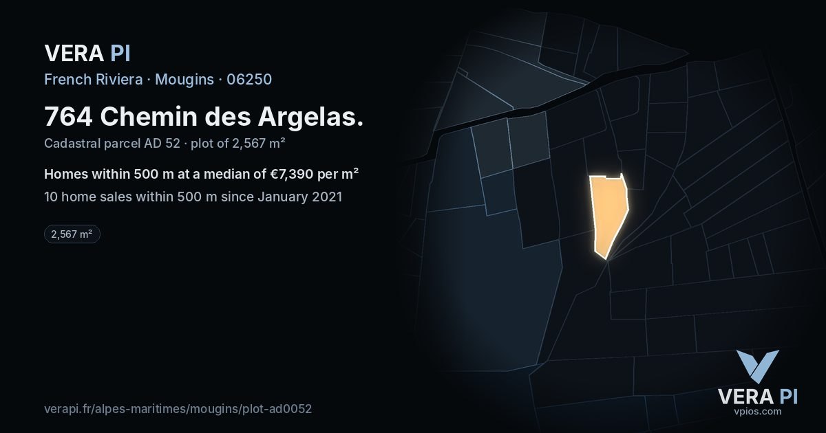 764 Chemin des Argelas, Mougins at night – the plot lit, the parcels around coloured by the prices near them