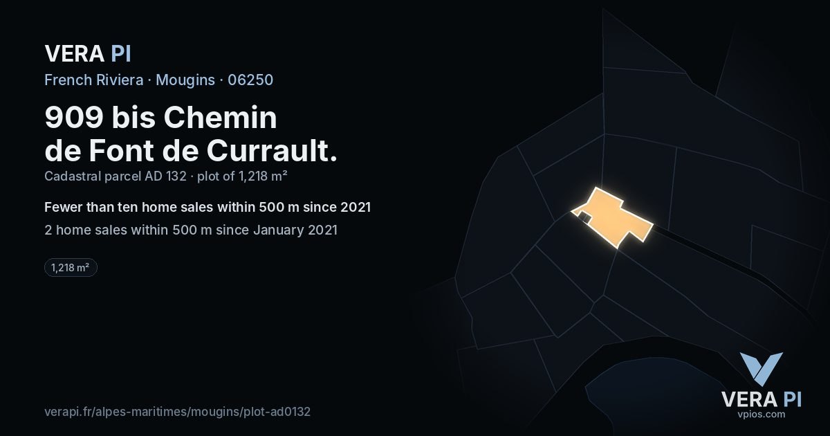 909 bis Chemin de Font de Currault, Mougins at night – the plot lit, the parcels around coloured by the prices near them