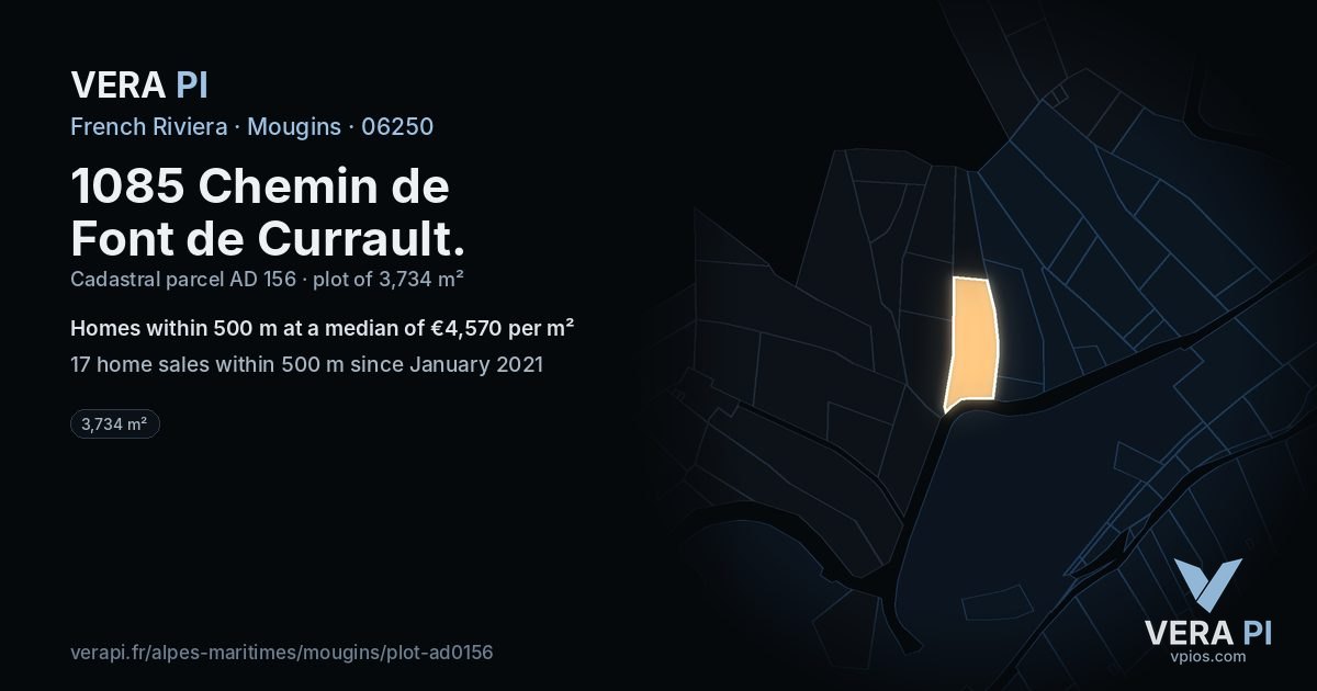 1085 Chemin de Font de Currault, Mougins at night – the plot lit, the parcels around coloured by the prices near them