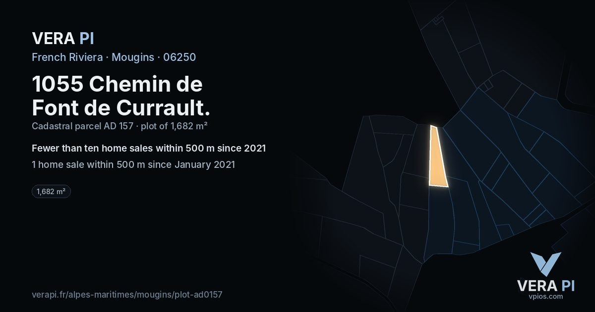 1055 Chemin de Font de Currault, Mougins at night – the plot lit, the parcels around coloured by the prices near them