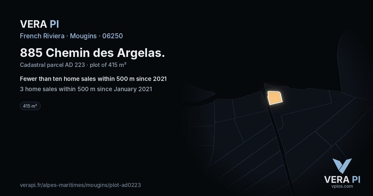 885 Chemin des Argelas, Mougins at night – the plot lit, the parcels around coloured by the prices near them
