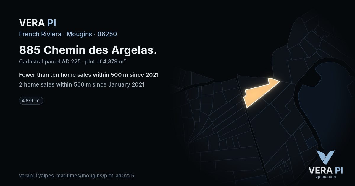 885 Chemin des Argelas, Mougins at night – the plot lit, the parcels around coloured by the prices near them