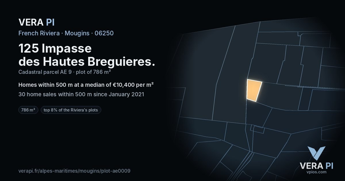 125 Impasse des Hautes Breguieres, Mougins at night – the plot lit, the parcels around coloured by the prices near them
