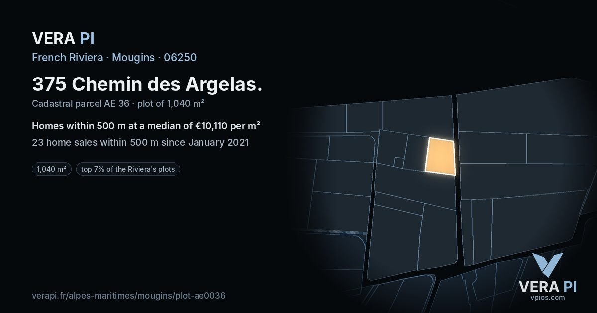 375 Chemin des Argelas, Mougins at night – the plot lit, the parcels around coloured by the prices near them
