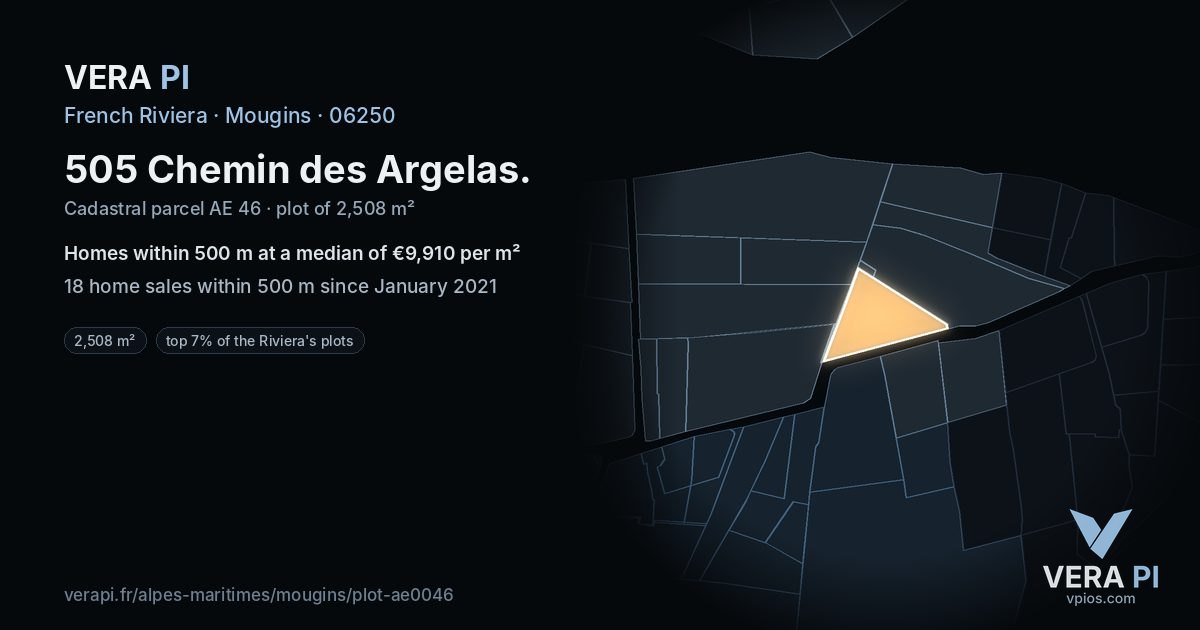 505 Chemin des Argelas, Mougins at night – the plot lit, the parcels around coloured by the prices near them