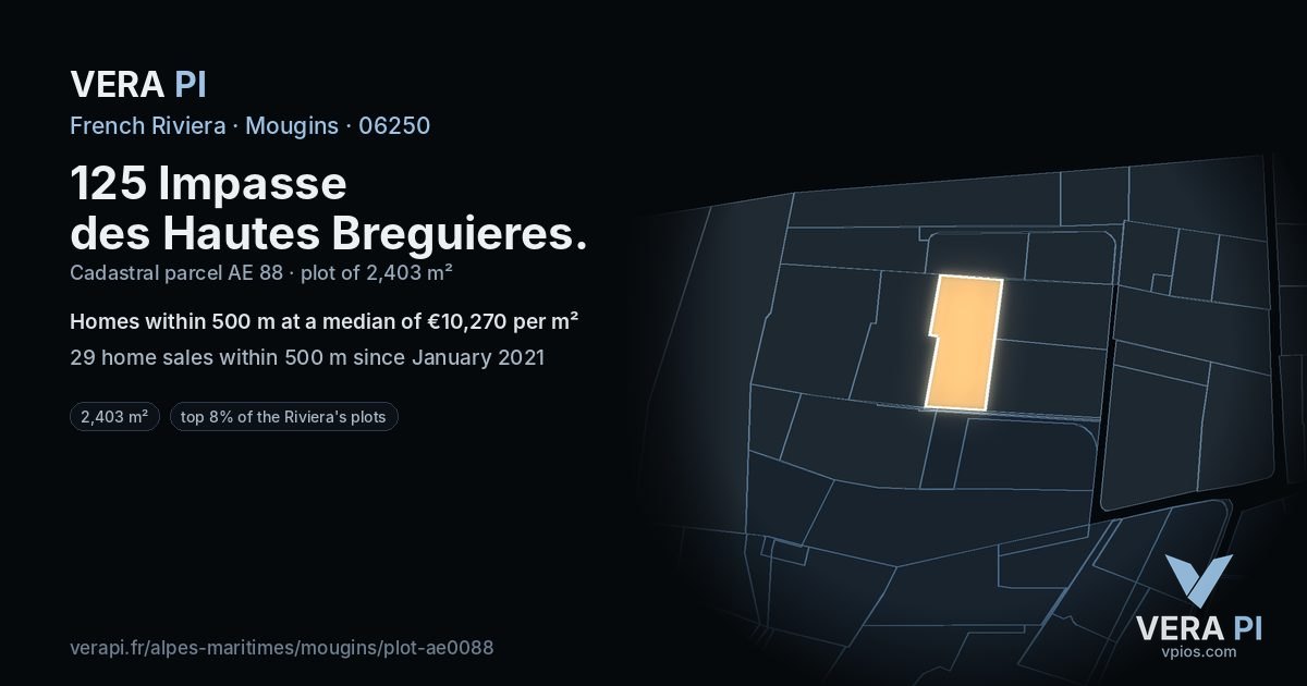 125 Impasse des Hautes Breguieres, Mougins at night – the plot lit, the parcels around coloured by the prices near them