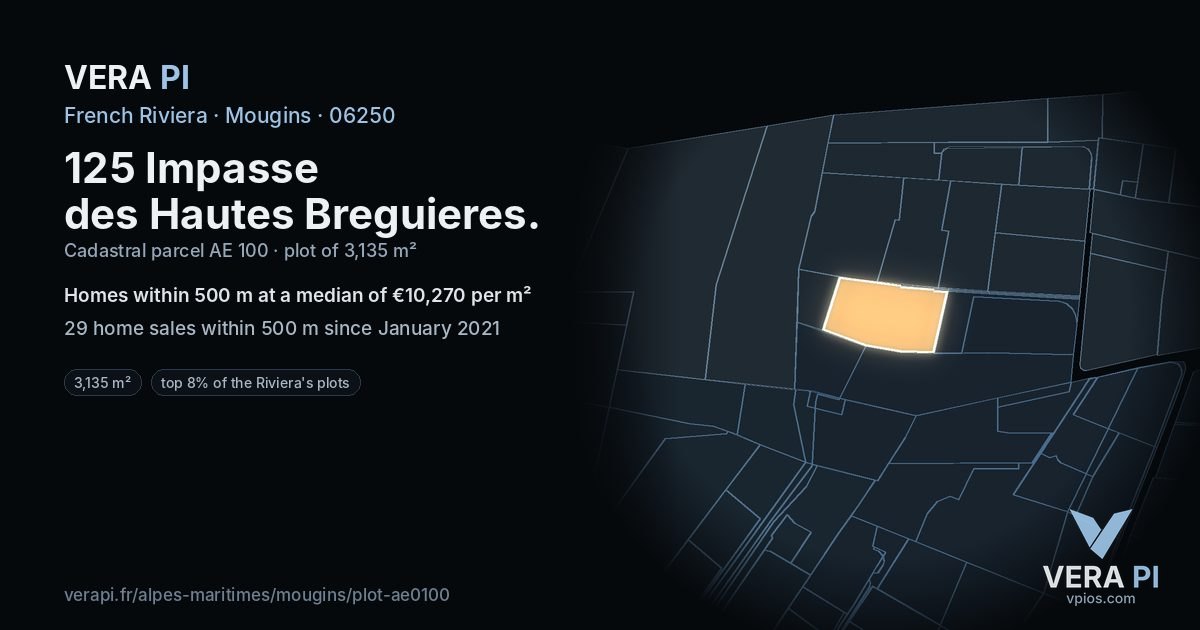 125 Impasse des Hautes Breguieres, Mougins at night – the plot lit, the parcels around coloured by the prices near them