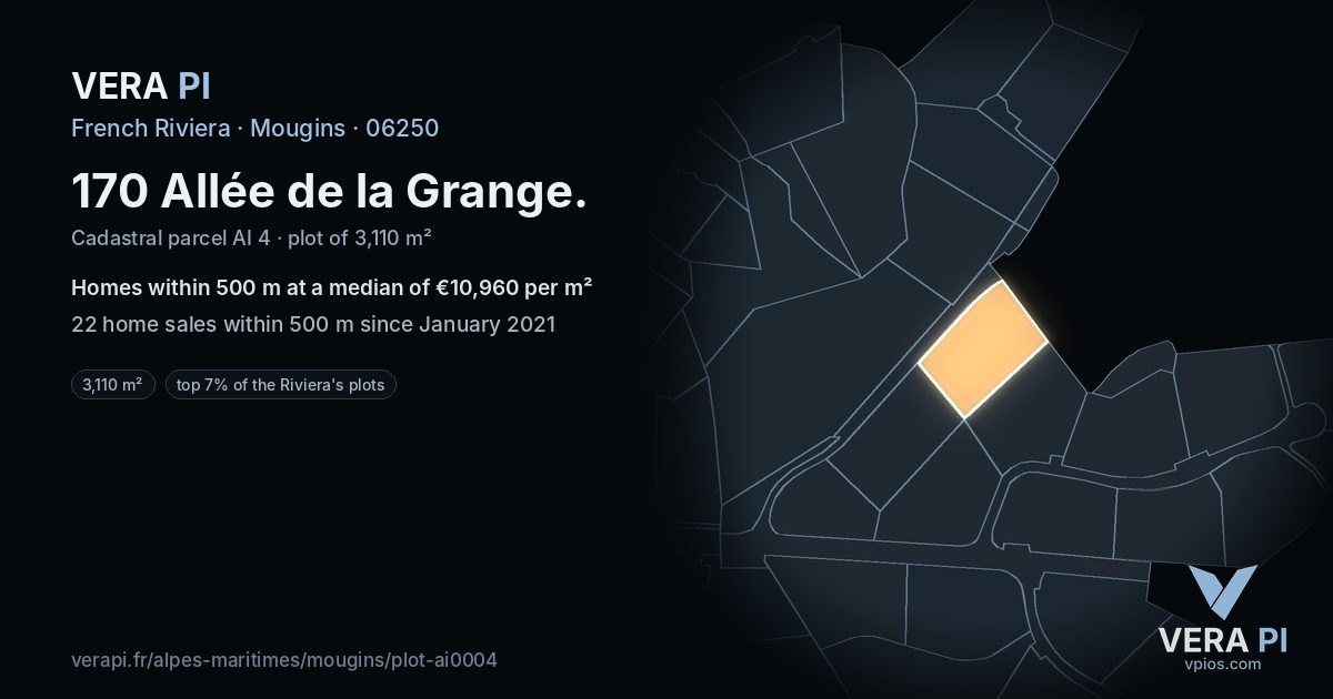 170 Allée de la Grange, Mougins at night – the plot lit, the parcels around coloured by the prices near them
