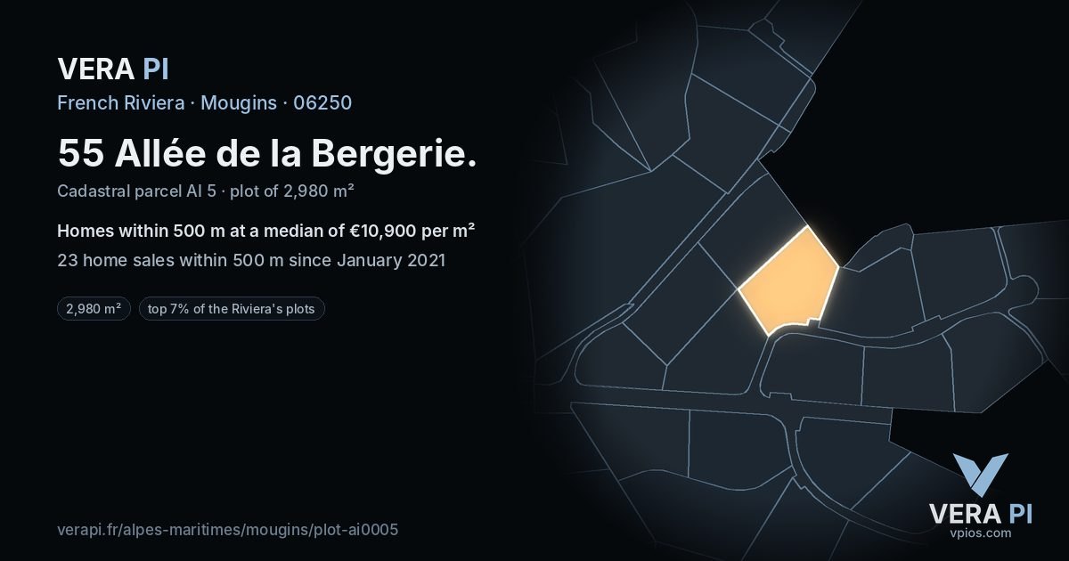 55 Allée de la Bergerie, Mougins at night – the plot lit, the parcels around coloured by the prices near them
