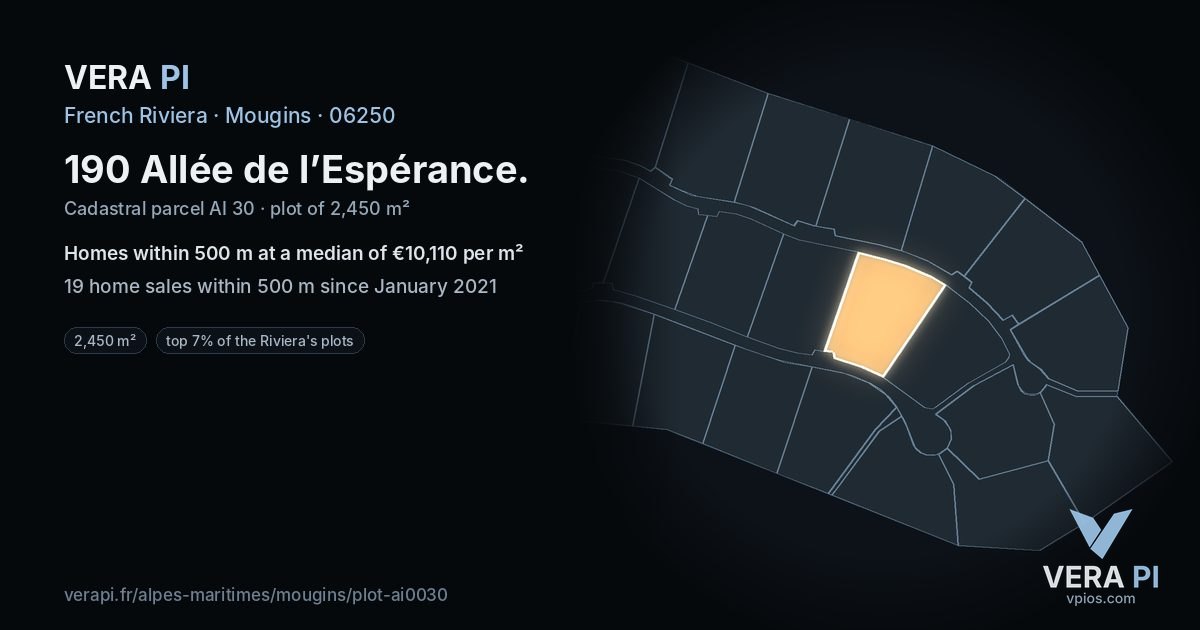 190 Allée de l’Espérance, Mougins at night – the plot lit, the parcels around coloured by the prices near them