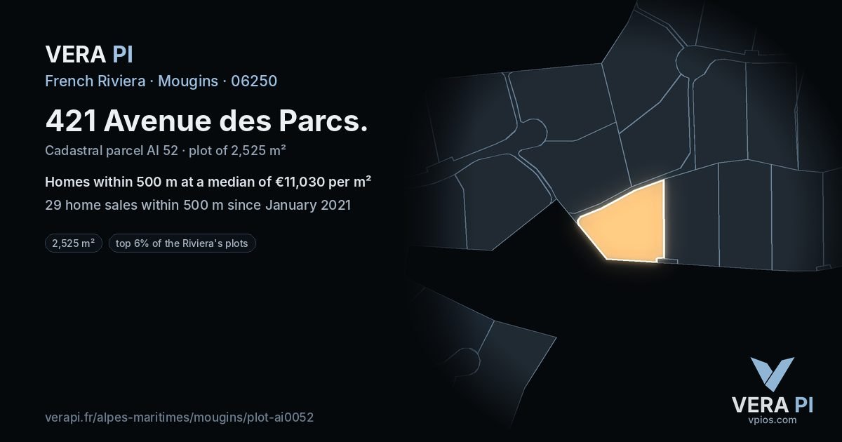 421 Avenue des Parcs, Mougins at night – the plot lit, the parcels around coloured by the prices near them