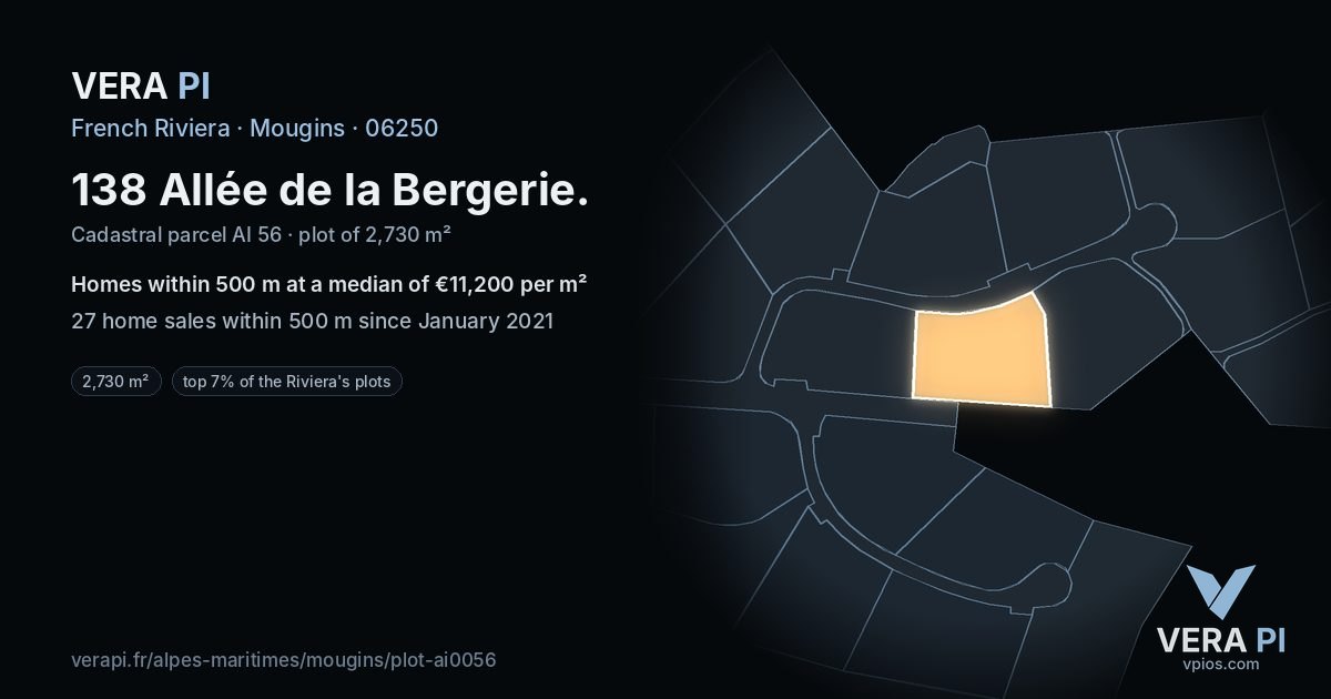 138 Allée de la Bergerie, Mougins at night – the plot lit, the parcels around coloured by the prices near them