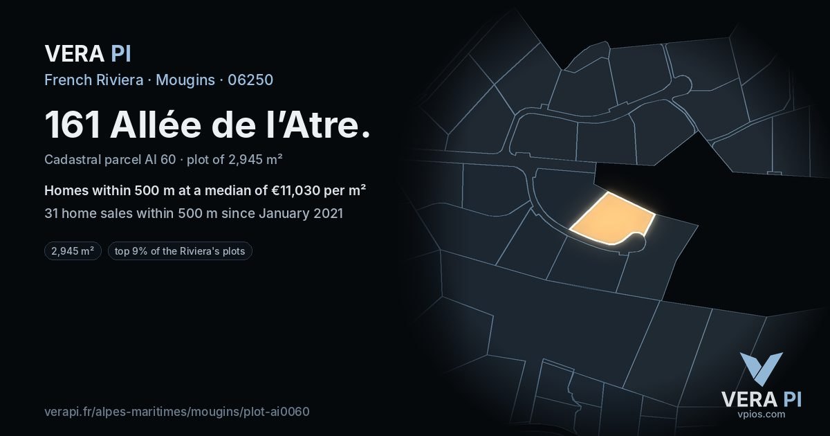 161 Allée de l’Atre, Mougins at night – the plot lit, the parcels around coloured by the prices near them