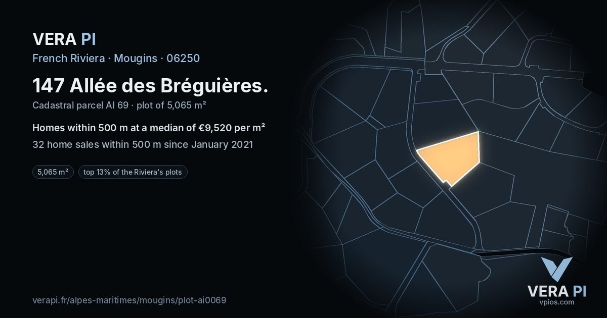 147 Allée des Bréguières, Mougins at night – the plot lit, the parcels around coloured by the prices near them