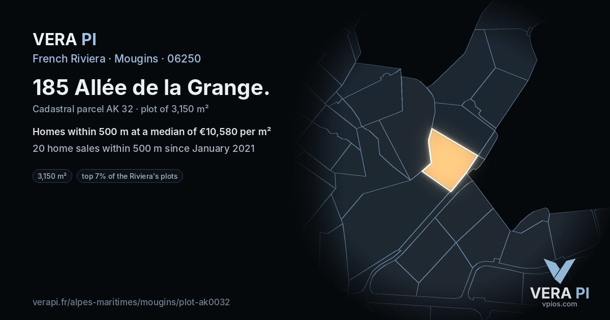 185 Allée de la Grange, Mougins at night – the plot lit, the parcels around coloured by the prices near them