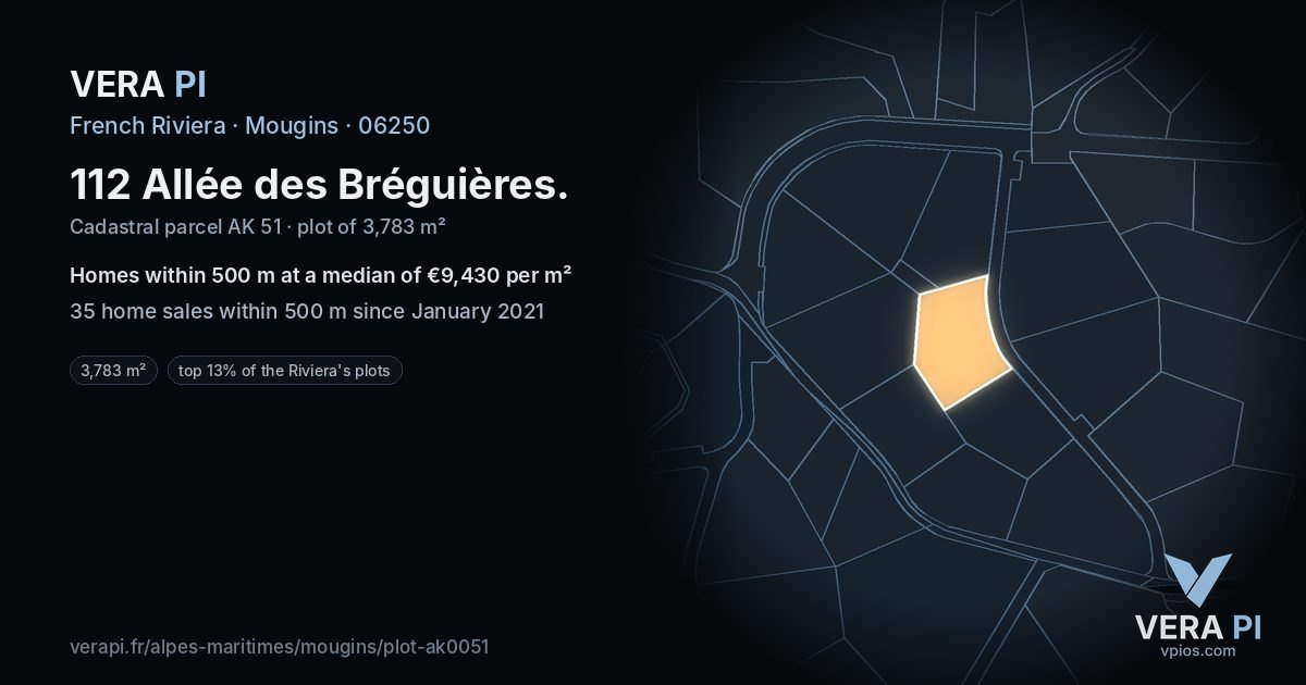 112 Allée des Bréguières, Mougins at night – the plot lit, the parcels around coloured by the prices near them