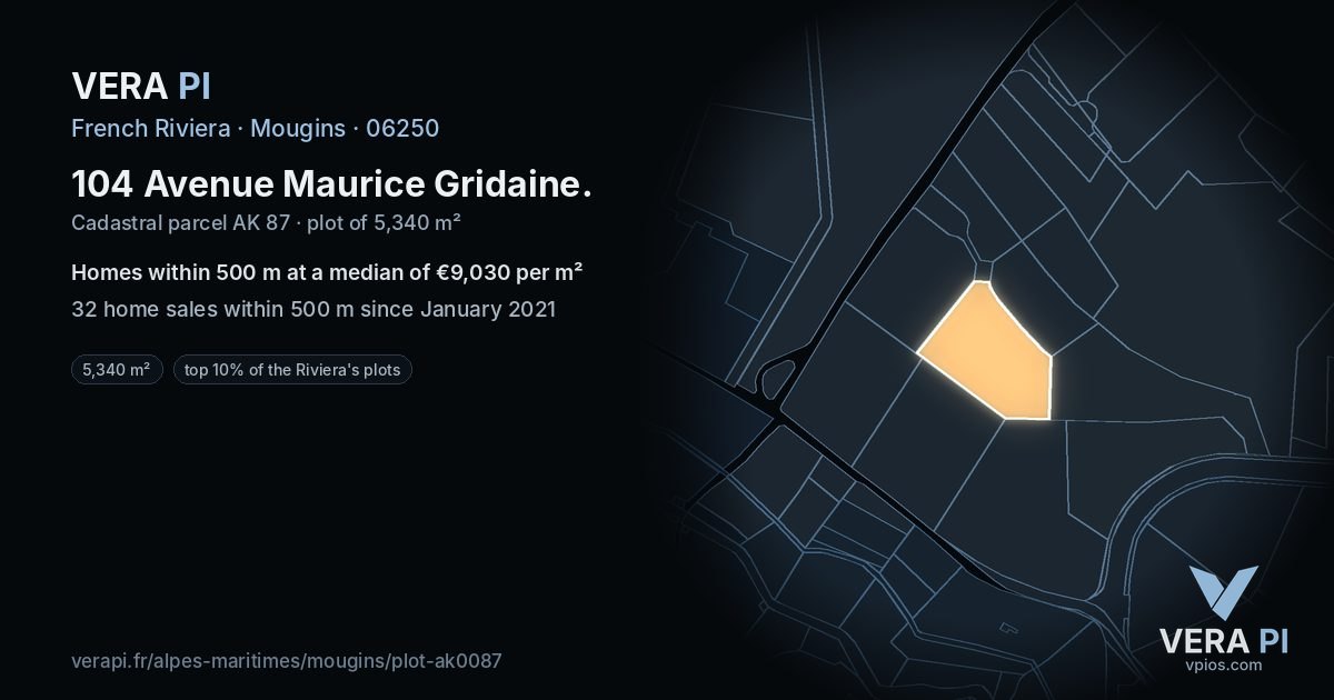 104 Avenue Maurice Gridaine, Mougins at night – the plot lit, the parcels around coloured by the prices near them