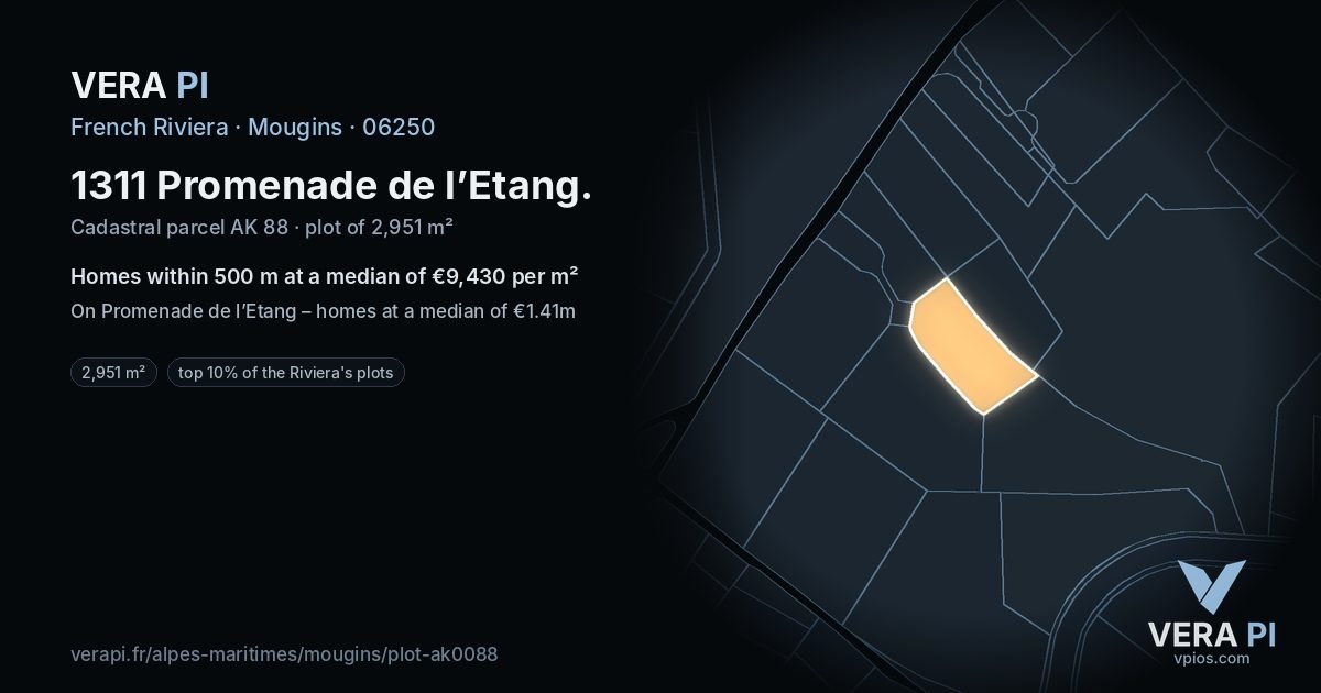 1311 Promenade de l’Etang, Mougins at night – the plot lit, the parcels around coloured by the prices near them