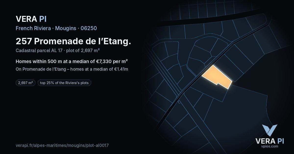 257 Promenade de l’Etang, Mougins at night – the plot lit, the parcels around coloured by the prices near them