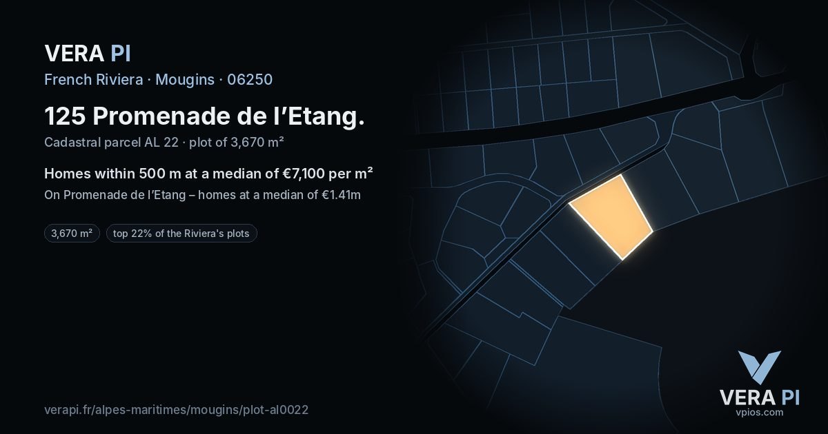 125 Promenade de l’Etang, Mougins at night – the plot lit, the parcels around coloured by the prices near them