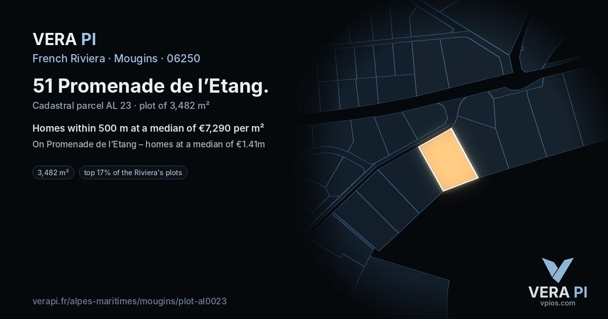 51 Promenade de l’Etang, Mougins at night – the plot lit, the parcels around coloured by the prices near them