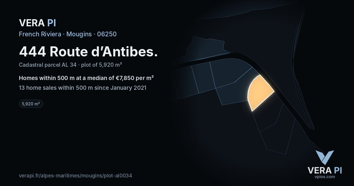 444 Route d’Antibes, Mougins at night – the plot lit, the parcels around coloured by the prices near them