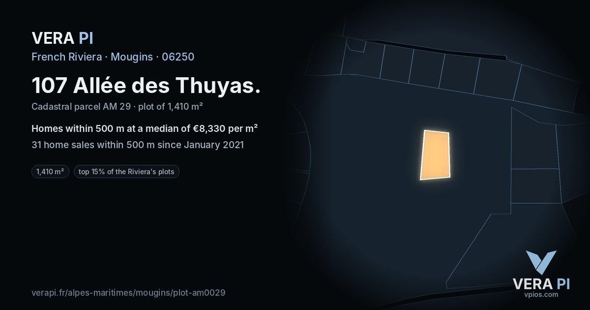 107 Allée des Thuyas, Mougins at night – the plot lit, the parcels around coloured by the prices near them