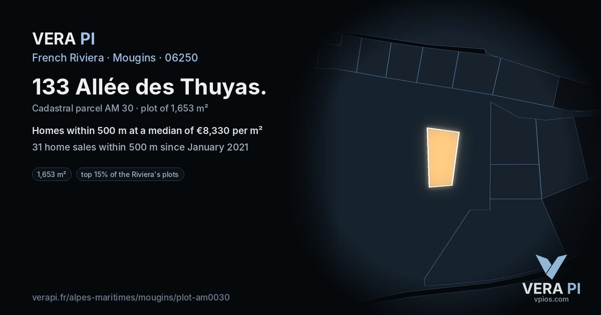 133 Allée des Thuyas, Mougins at night – the plot lit, the parcels around coloured by the prices near them