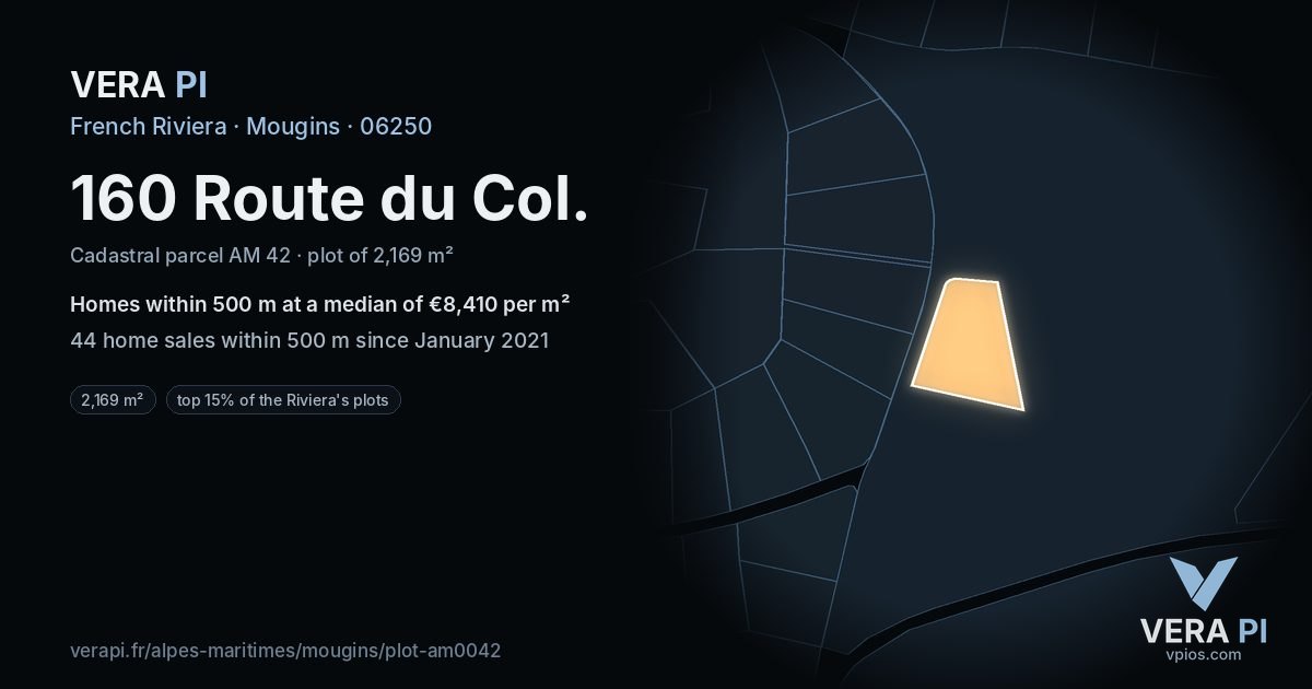 160 Route du Col, Mougins at night – the plot lit, the parcels around coloured by the prices near them