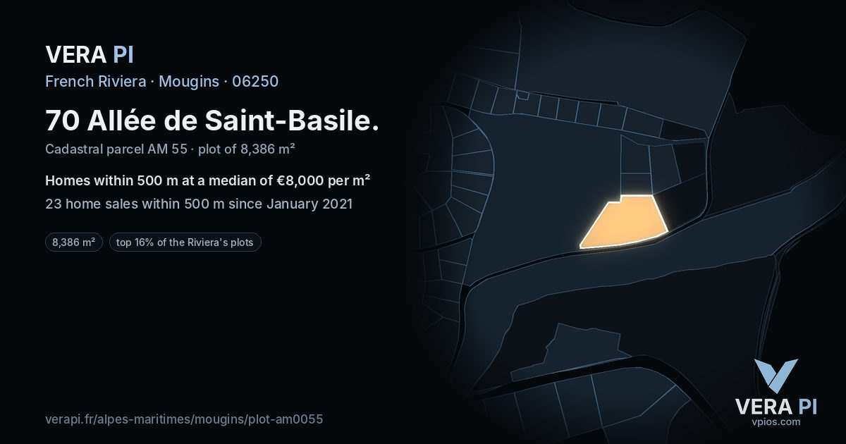 70 Allée de Saint-Basile, Mougins at night – the plot lit, the parcels around coloured by the prices near them