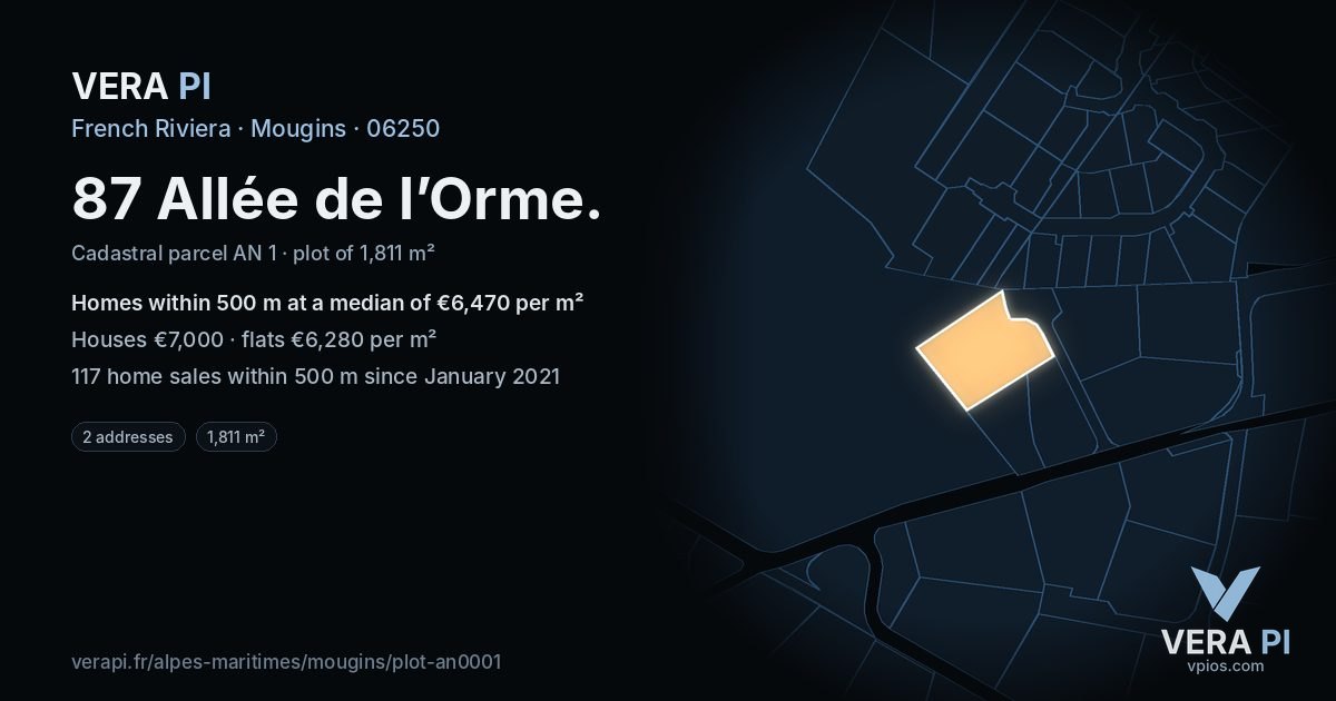 87 Allée de l’Orme, Mougins at night – the plot lit, the parcels around coloured by the prices near them