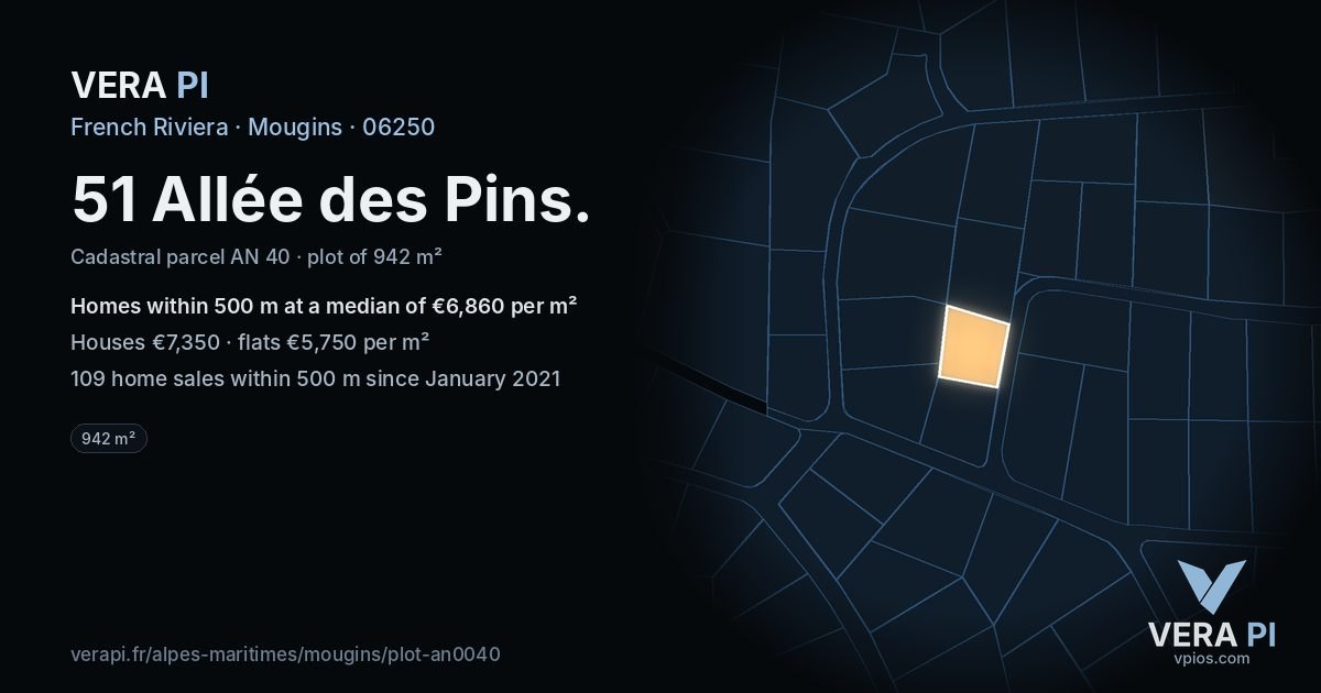 51 Allée des Pins, Mougins at night – the plot lit, the parcels around coloured by the prices near them