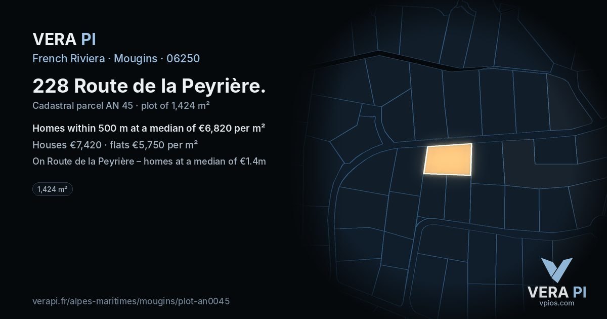 228 Route de la Peyrière, Mougins at night – the plot lit, the parcels around coloured by the prices near them