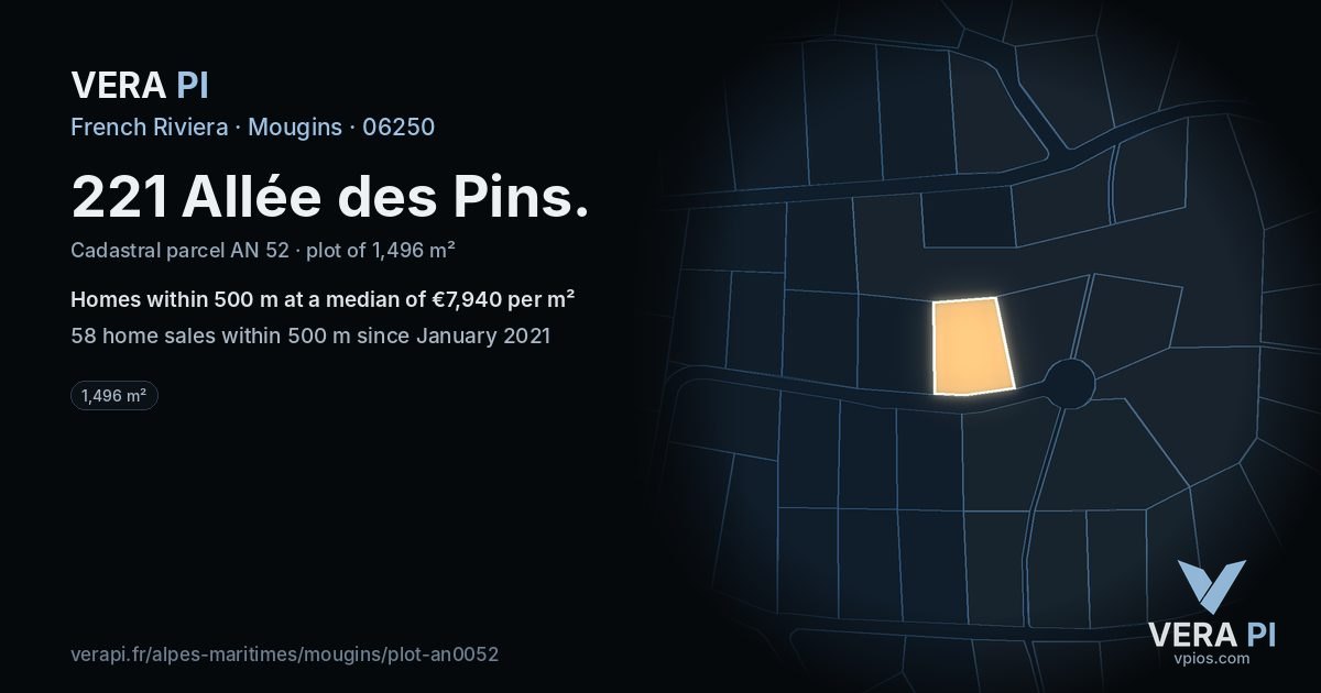 221 Allée des Pins, Mougins at night – the plot lit, the parcels around coloured by the prices near them