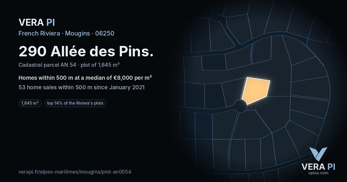290 Allée des Pins, Mougins at night – the plot lit, the parcels around coloured by the prices near them